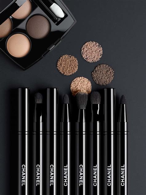 chanel brush sets for makeup|chanel retractable eyeshadow brush.